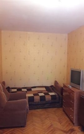 Сдается комната со всеми удобствами.