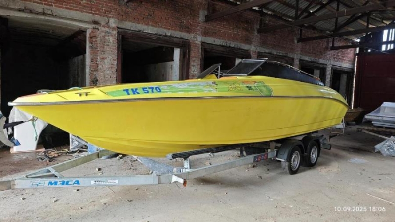 Лoдкa пластикoвaя Кacаткa-700 cпоpт Под ключ